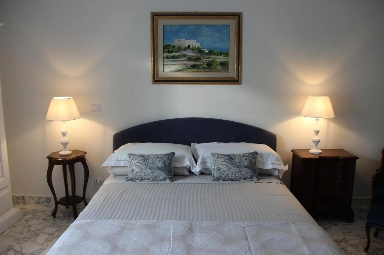 Bed and Breakfast Il Giardino Della Scuncerta Lecce 0*,  Italia